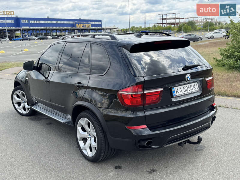 Позашляховик / Кросовер BMW X5 2011 в Києві