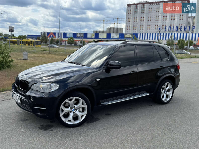 Позашляховик / Кросовер BMW X5 2011 в Києві