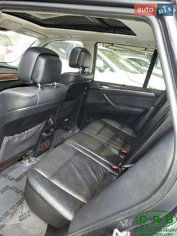Внедорожник / Кроссовер BMW X5 2011 в Каменец-Подольском