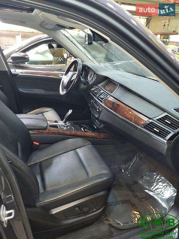 Внедорожник / Кроссовер BMW X5 2011 в Каменец-Подольском