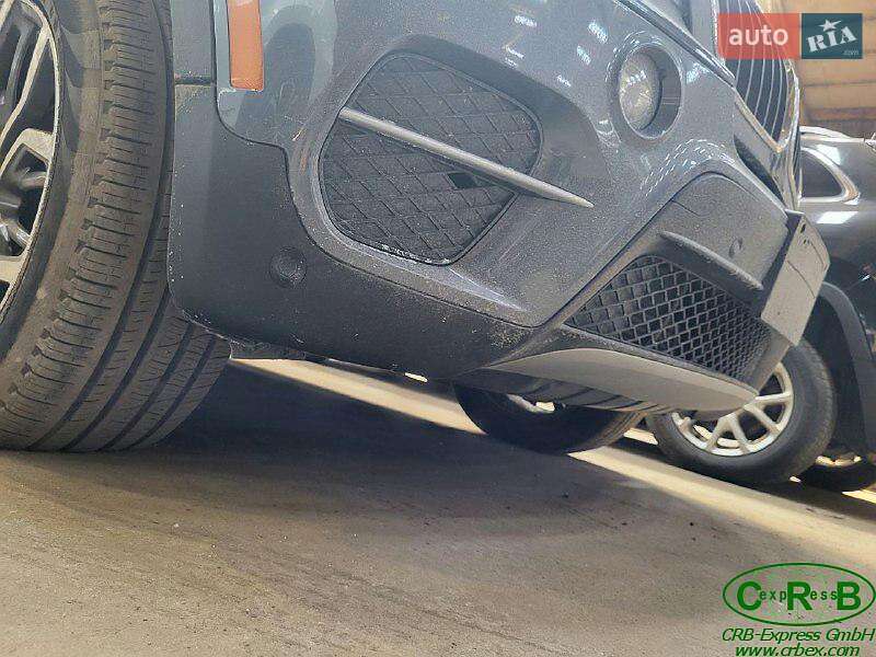 Внедорожник / Кроссовер BMW X5 2011 в Каменец-Подольском