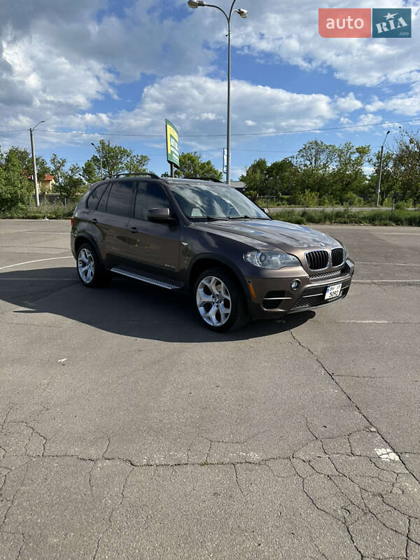 Внедорожник / Кроссовер BMW X5 2010 в Одессе