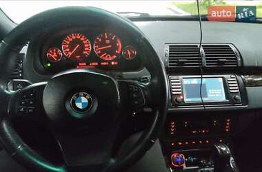 Позашляховик / Кросовер BMW X5 2004 в 
