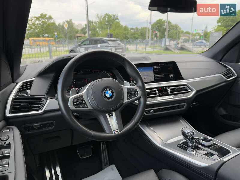 Внедорожник / Кроссовер BMW X5 2022 в Харькове
