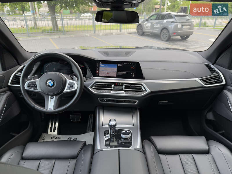 Внедорожник / Кроссовер BMW X5 2022 в Харькове