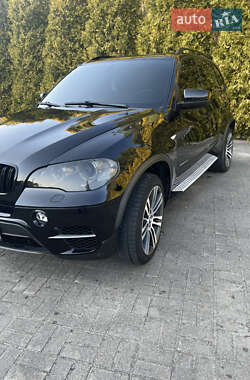 Позашляховик / Кросовер BMW X5 2012 в 