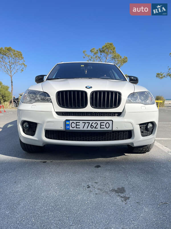 Внедорожник / Кроссовер BMW X5 2010 в Измаиле