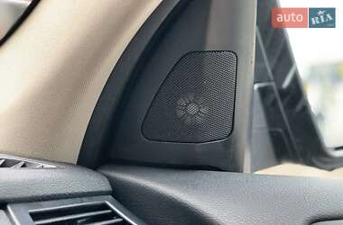 Позашляховик / Кросовер BMW X5 2010 в 