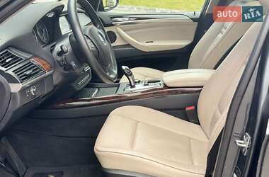 Позашляховик / Кросовер BMW X5 2010 в 