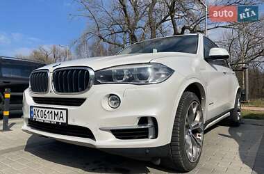 Позашляховик / Кросовер BMW X5 2015 в 