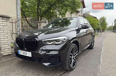 Внедорожник / Кроссовер BMW X5 2021 в Ивано-Франковске