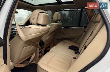 Внедорожник / Кроссовер BMW X5 2010 в 