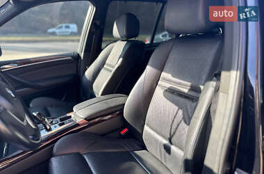Внедорожник / Кроссовер BMW X5 2011 в 