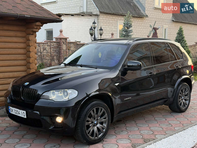 Внедорожник / Кроссовер BMW X5 2010 в Вараше