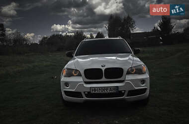 Внедорожник / Кроссовер BMW X5 2008 в 