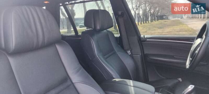 Позашляховик / Кросовер BMW X5 2009 в Миколаєві