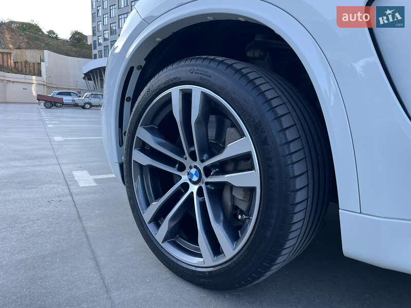 Позашляховик / Кросовер BMW X5 2014 в Одесі
