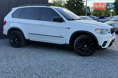Позашляховик / Кросовер BMW X5 2010 в 