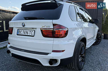 Позашляховик / Кросовер BMW X5 2010 в 