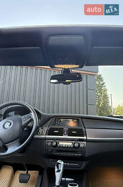 Позашляховик / Кросовер BMW X5 2010 в 
