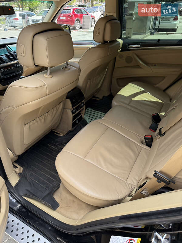 Позашляховик / Кросовер BMW X5 2007 в Львові