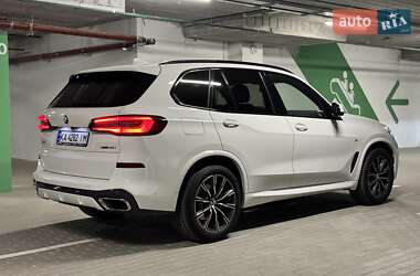 Внедорожник / Кроссовер BMW X5 2022 в 