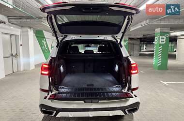 Внедорожник / Кроссовер BMW X5 2022 в 