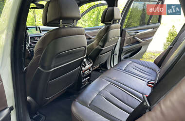 Позашляховик / Кросовер BMW X5 2014 в 