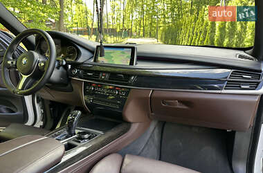 Позашляховик / Кросовер BMW X5 2014 в 