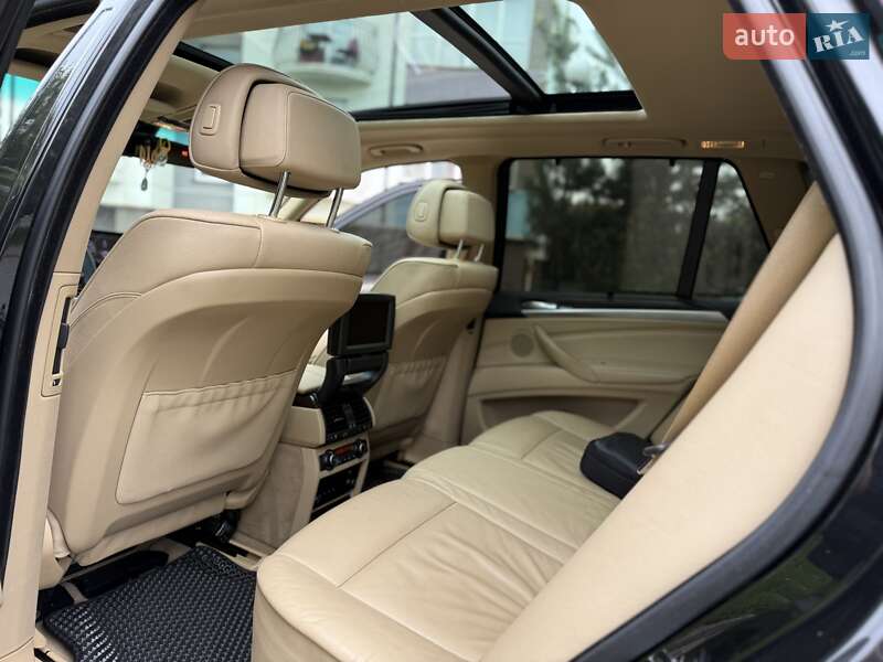 Внедорожник / Кроссовер BMW X5 2009 в Ивано-Франковске