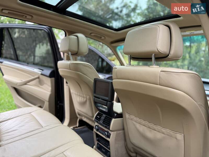 Внедорожник / Кроссовер BMW X5 2009 в Ивано-Франковске