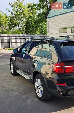 Позашляховик / Кросовер BMW X5 2011 в 