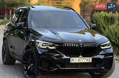 Позашляховик / Кросовер BMW X5 2021 в 