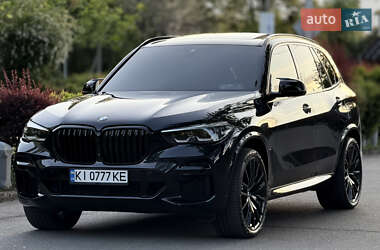 Позашляховик / Кросовер BMW X5 2021 в 