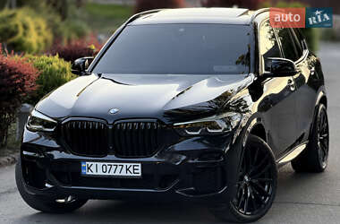 Позашляховик / Кросовер BMW X5 2021 в 