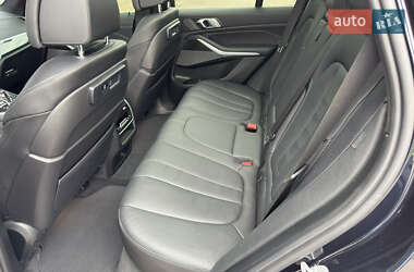 Позашляховик / Кросовер BMW X5 2021 в 