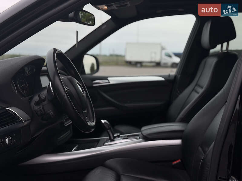 Внедорожник / Кроссовер BMW X5 2011 в Радивилове