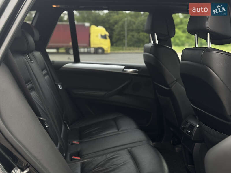 Внедорожник / Кроссовер BMW X5 2011 в Радивилове