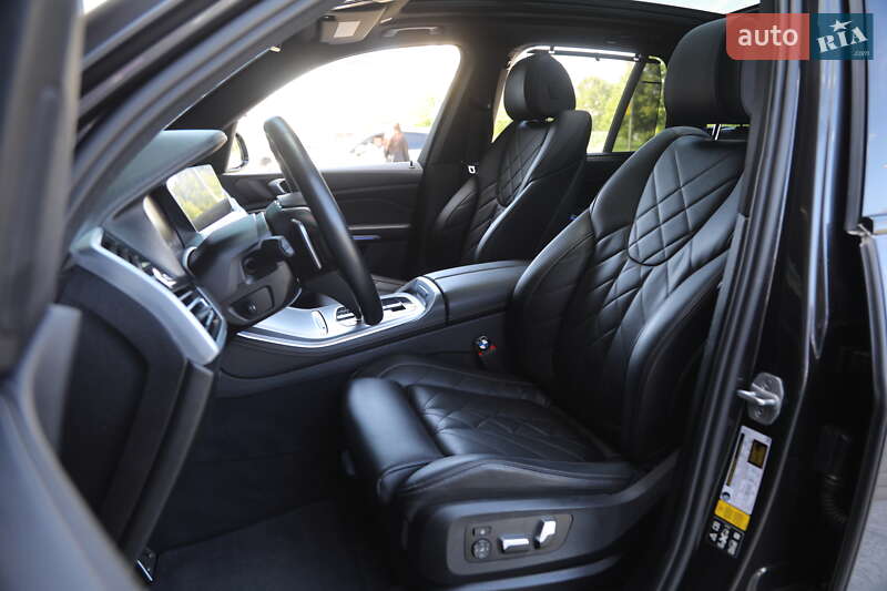 Внедорожник / Кроссовер BMW X5 2023 в Харькове