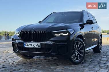 Позашляховик / Кросовер BMW X5 2022 в 
