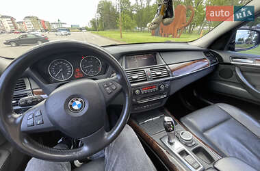 Внедорожник / Кроссовер BMW X5 2010 в 