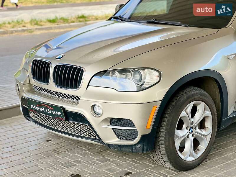 Позашляховик / Кросовер BMW X5 2011 в Миколаєві