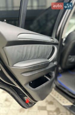 Внедорожник / Кроссовер BMW X5 2004 в 
