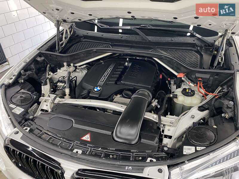 Позашляховик / Кросовер BMW X5 2016 в Броварах