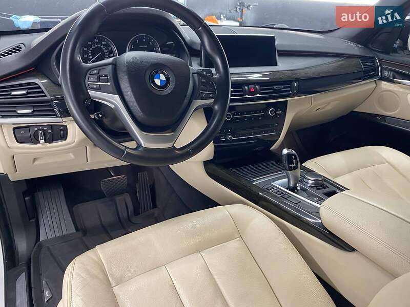Позашляховик / Кросовер BMW X5 2016 в Броварах