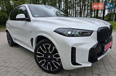 Внедорожник / Кроссовер BMW X5 2024 в 