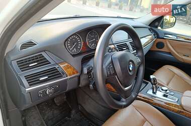 Позашляховик / Кросовер BMW X5 2007 в 