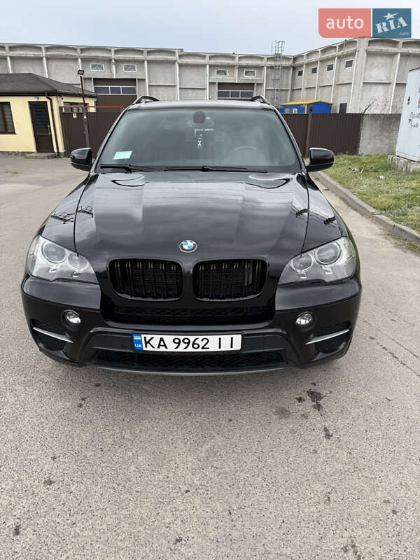 Внедорожник / Кроссовер BMW X5 2011 в Киеве