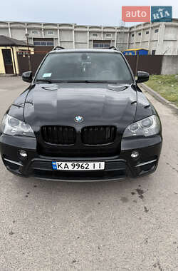 Внедорожник / Кроссовер BMW X5 2011 в 