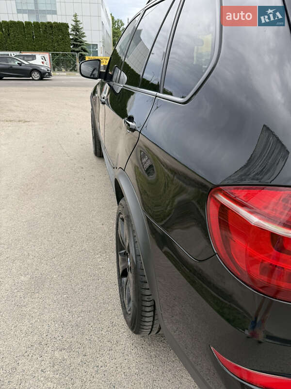 Внедорожник / Кроссовер BMW X5 2011 в Киеве